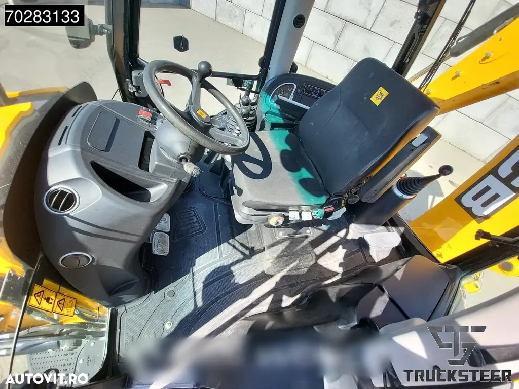JCB 3CX - 22