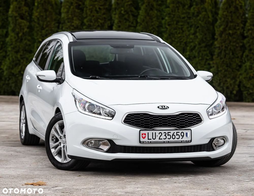 Kia Ceed 1.6 GDI DCT Platinum Edition - 2