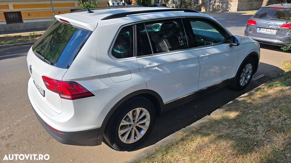 Volkswagen Tiguan - 2