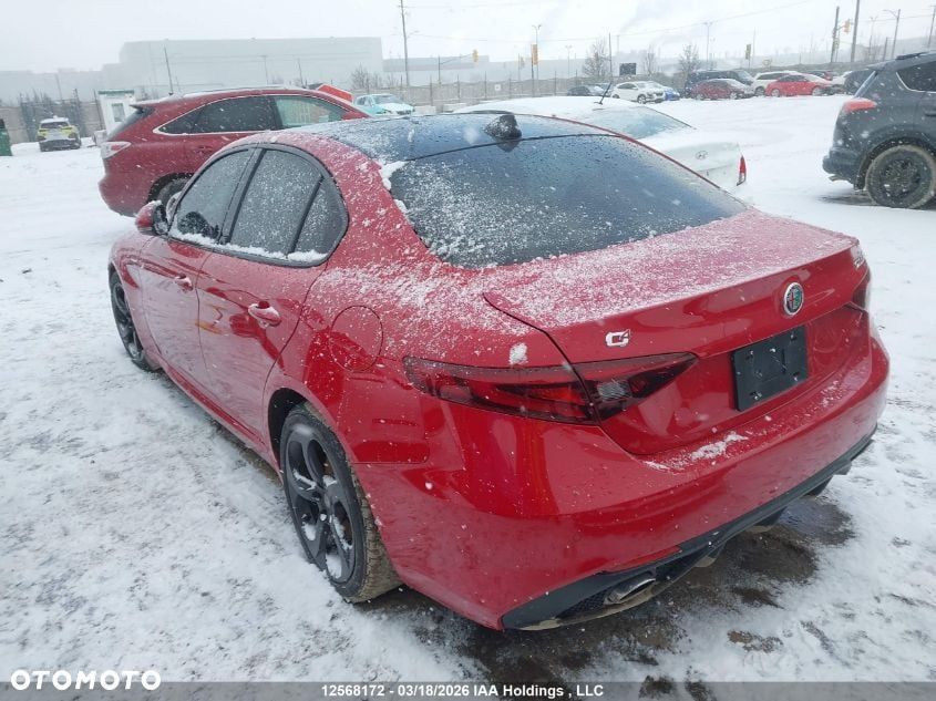 Alfa Romeo Giulia 2.0 Turbo Veloce Q4 - 14