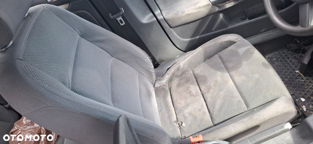 VW GOLF V 1.9 TDI BKC 03-09 RADIO - 19