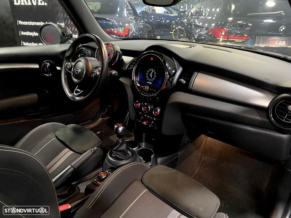 MINI 3 Portas Cooper D - 11