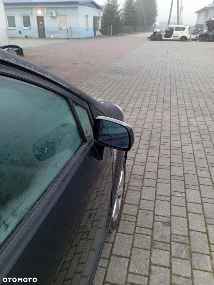 TOYOTA COROLLA VERSO II LUSTERKO ELEKTYCZNE PRAWE EU 209 - 2