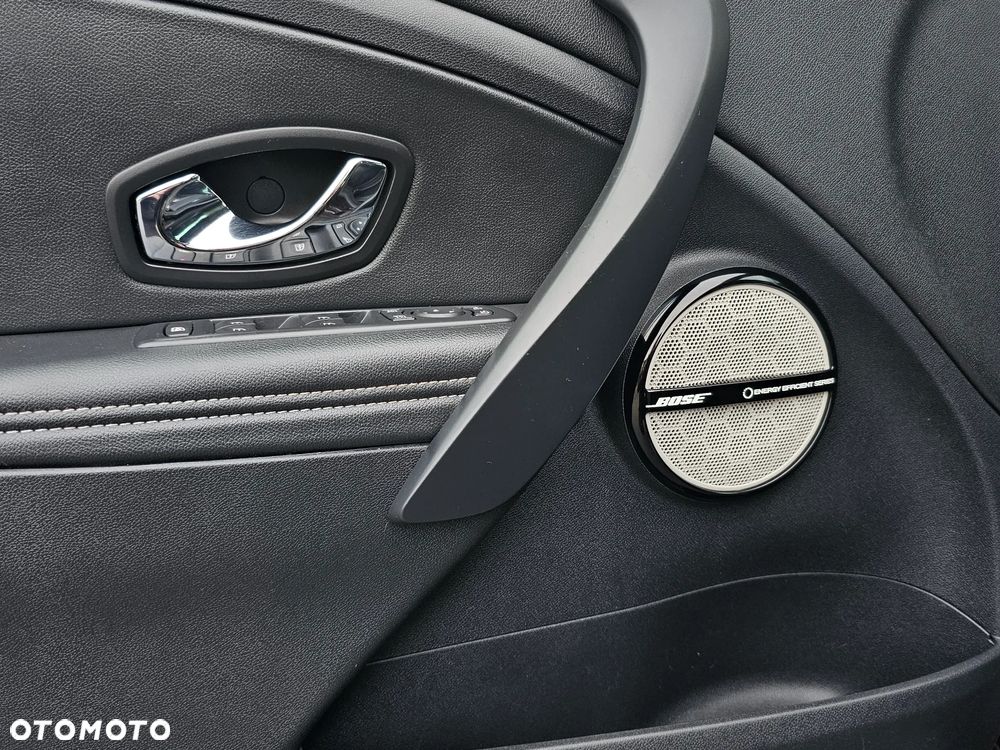 Renault Megane ENERGY TCe 130 BOSE EDITION - 20