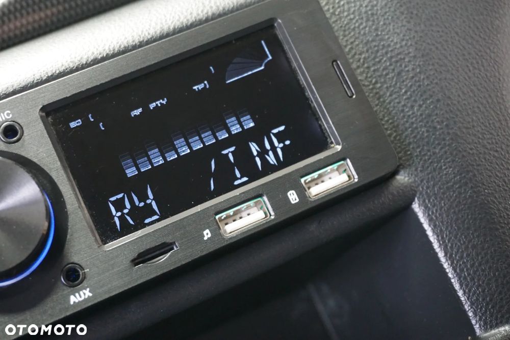 Mitsubishi Outlander 2.0 4WD Invite - 39