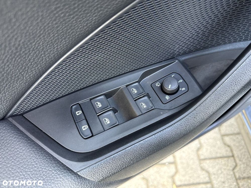 Skoda Octavia 1.5 TSI Selection - 32