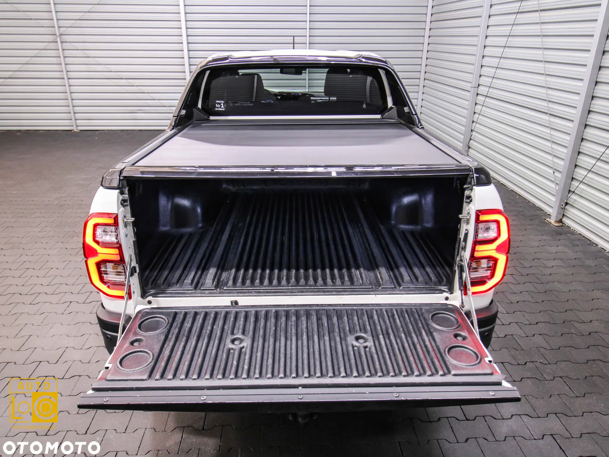 Toyota Hilux 2.8 D-4D Double Cab Invincible 4x4 - 14