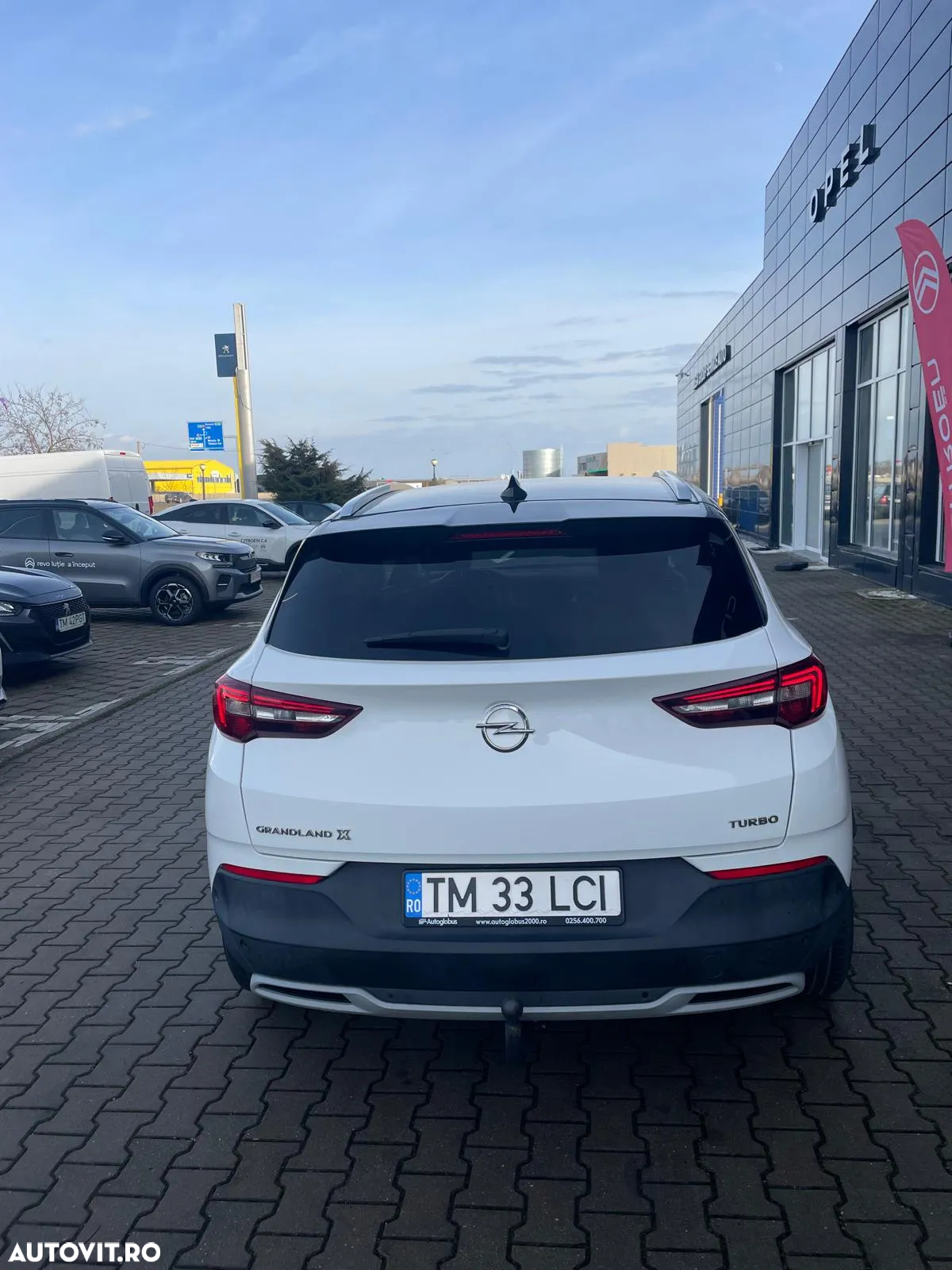 Opel Grandland X 1.2 Turbo START/STOP Edition - 4