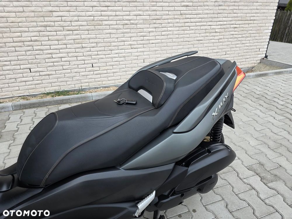 Yamaha X-max - 5
