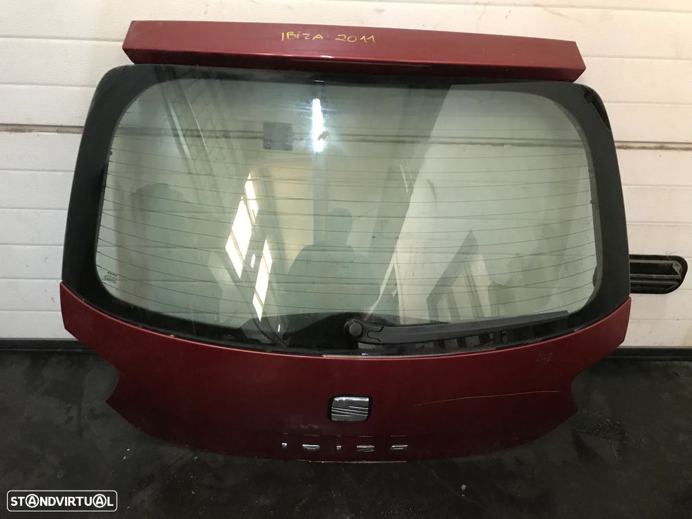 TAMPA DA MALA SEAT IBIZA 6J 08-16 (CINZA) (VERMELHO) - 2