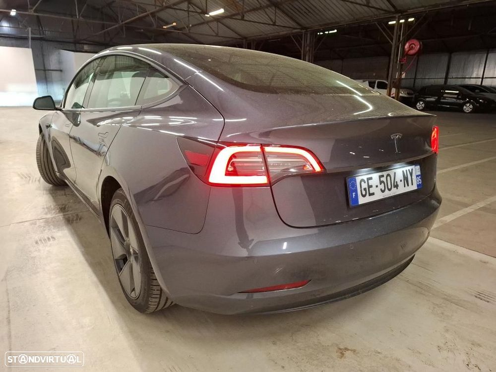 Tesla Model 3 Standard RWD - 2