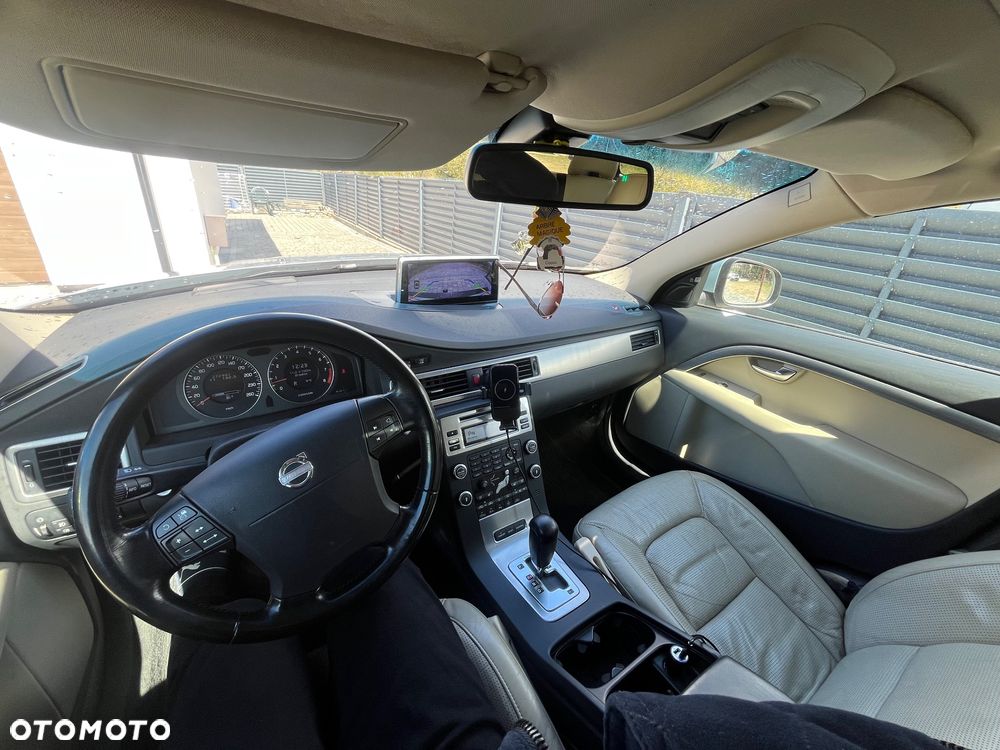 Volvo V70 3.2 Summum - 17