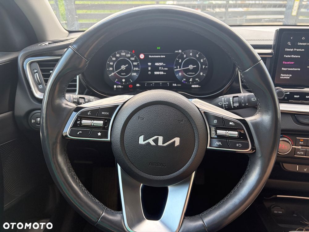 Kia XCeed 1.5 T-GDI Business Line - 10