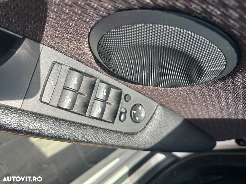 BMW Seria 3 320d DPF - 19