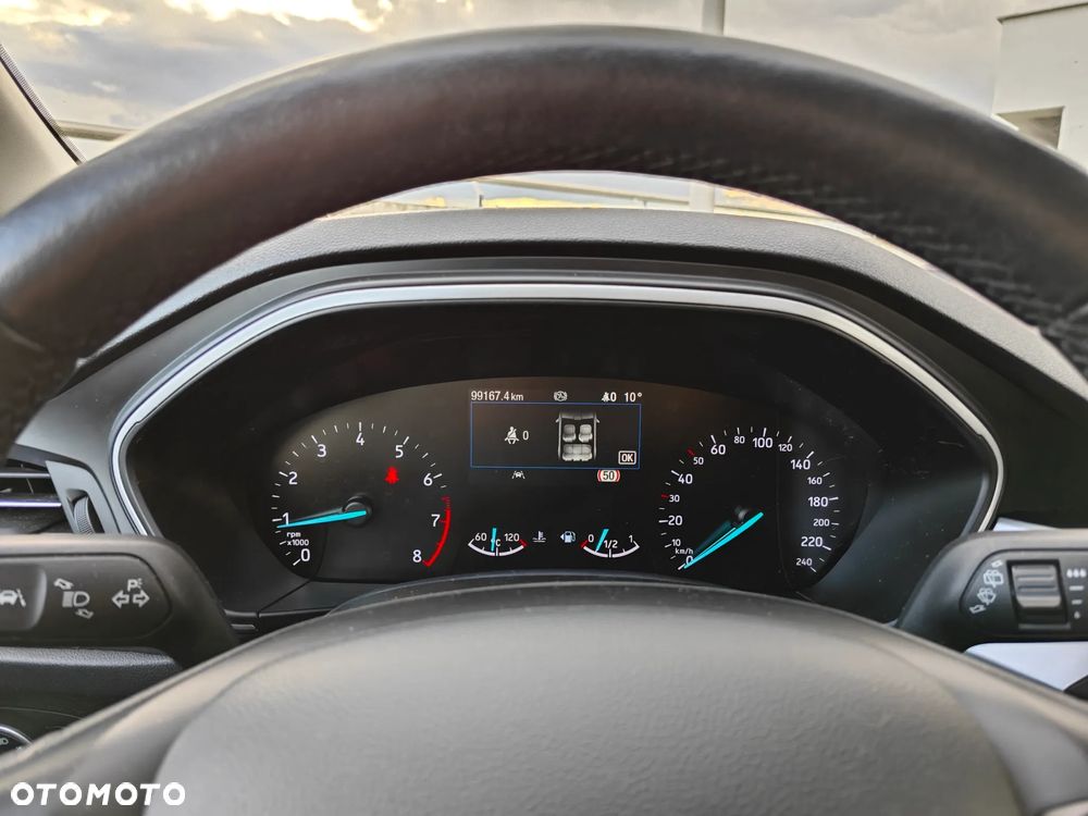 Ford Focus 1.0 EcoBoost Trend - 12