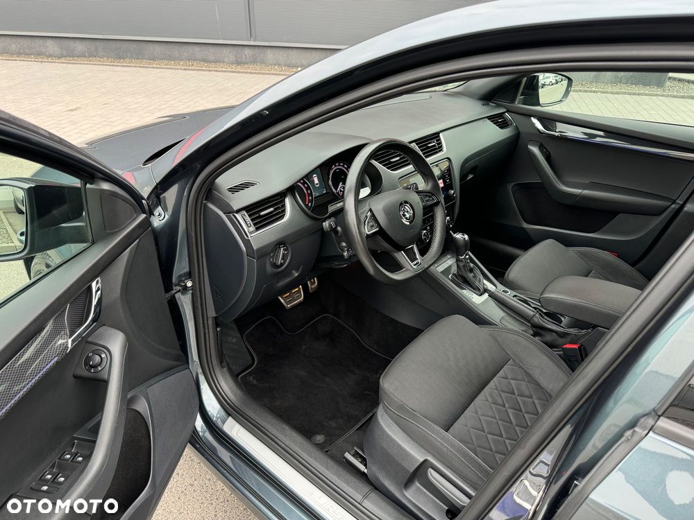 Skoda Octavia 2.0 TDI SCR RS DSG - 5