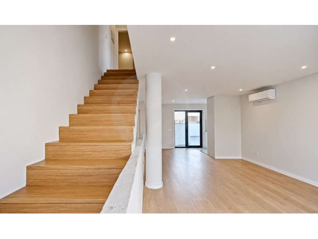 T3 Duplex Novo em Póvoa de Varzim