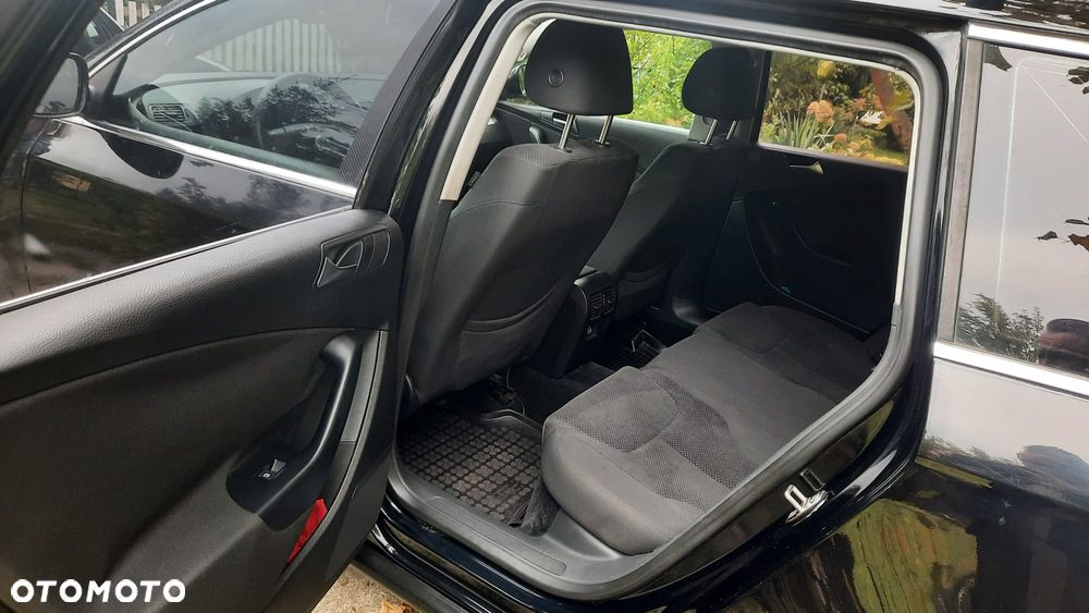 Volkswagen Passat 1.9 TDI Comfortline - 7