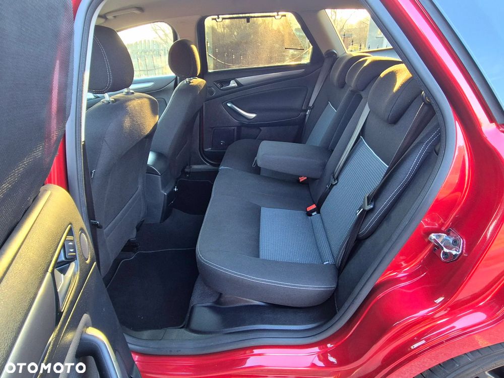 Ford Mondeo 2.0 TDCi Platinium X Plus (Titanium) - 25