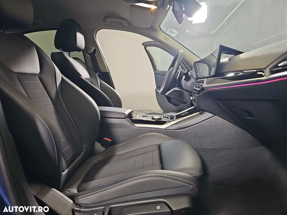BMW Seria 3 330i xDrive AT - 12