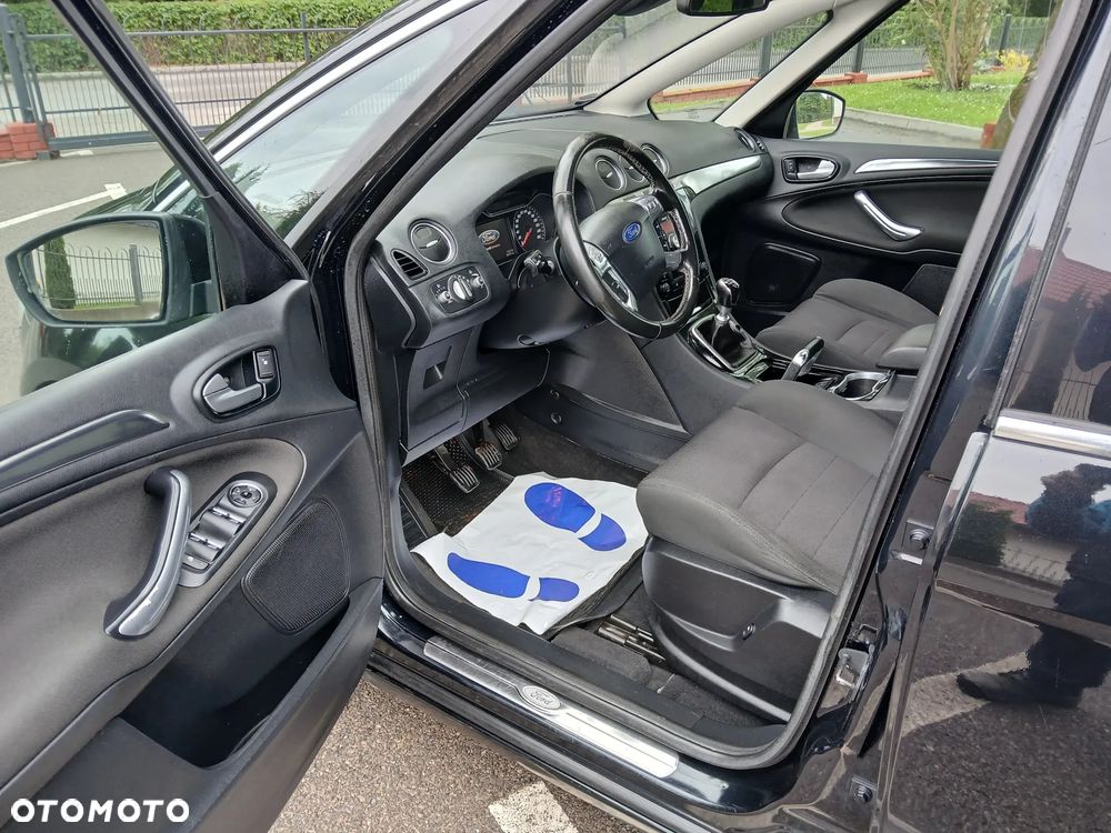 Ford S-Max 2.0 TDCi Ambiente - 16