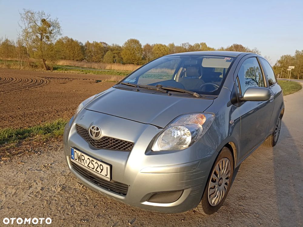Toyota Yaris - 13