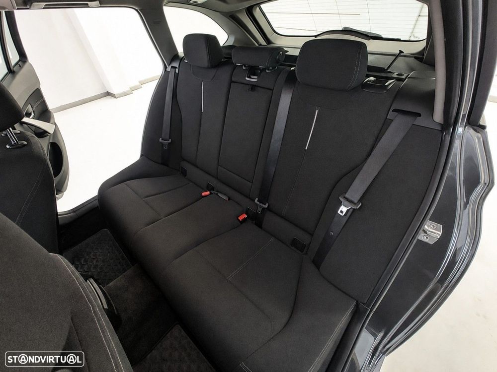 BMW 320 d Line Sport - 16