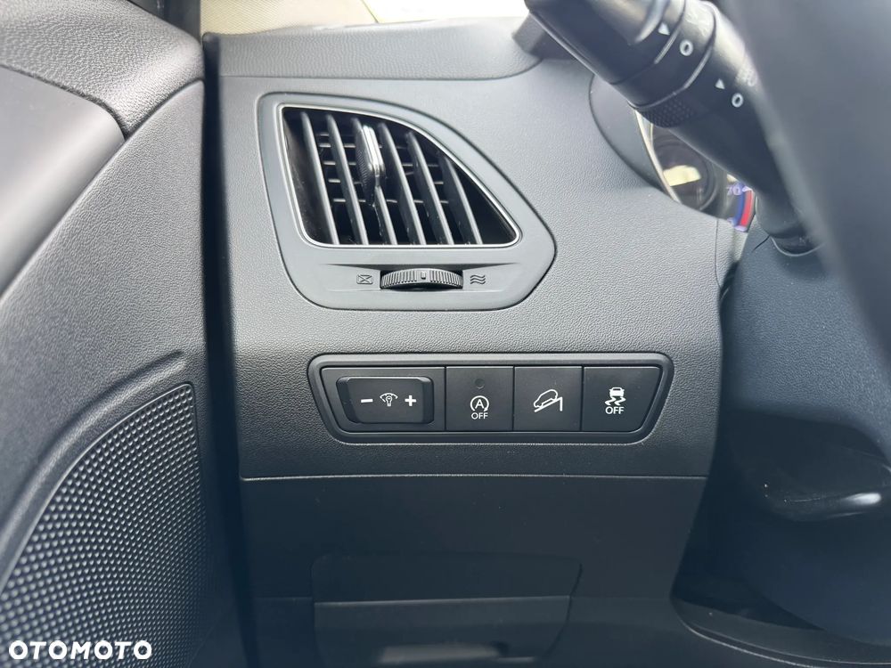 Hyundai ix35 Finale Gold - 25