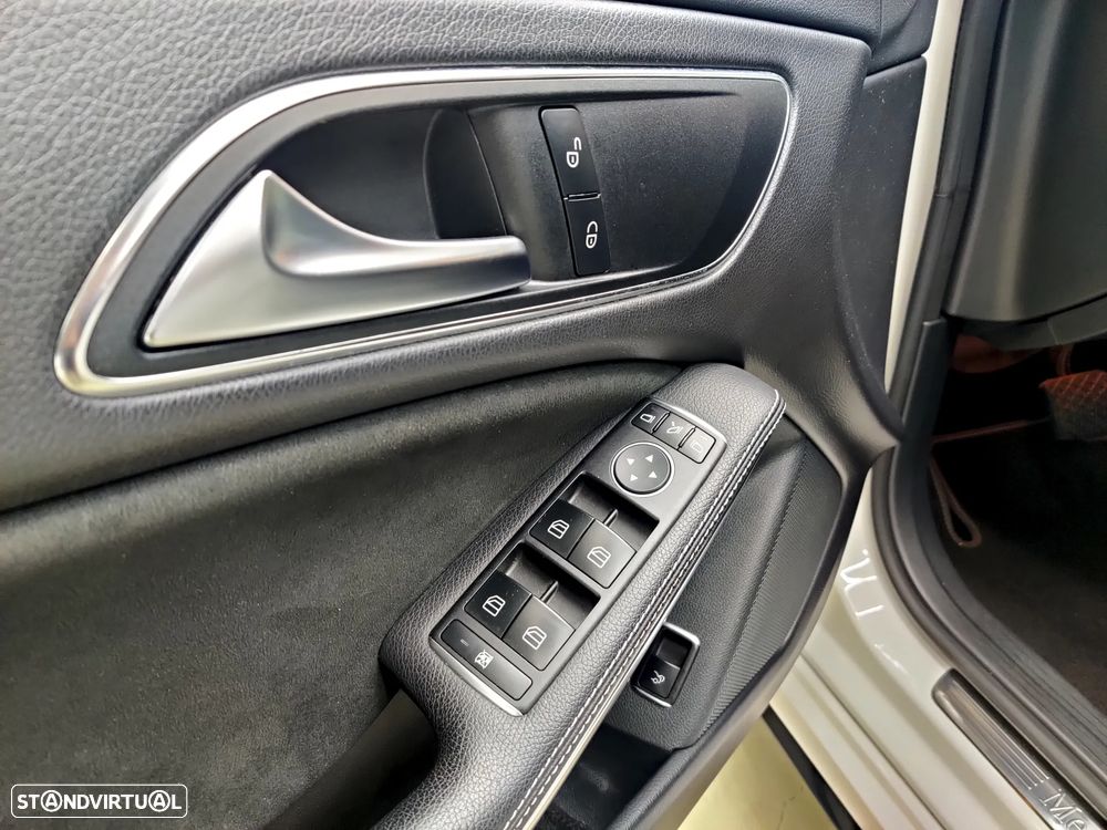 Mercedes-Benz CLA 200 d AMG Line Aut. - 11