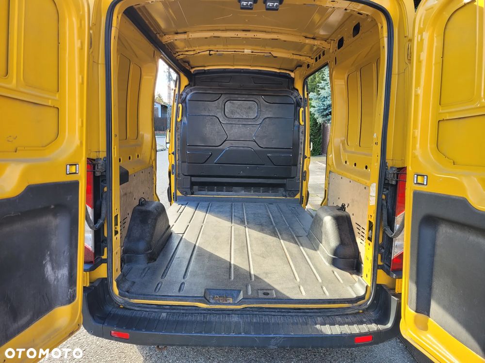 Ford Transit - 8