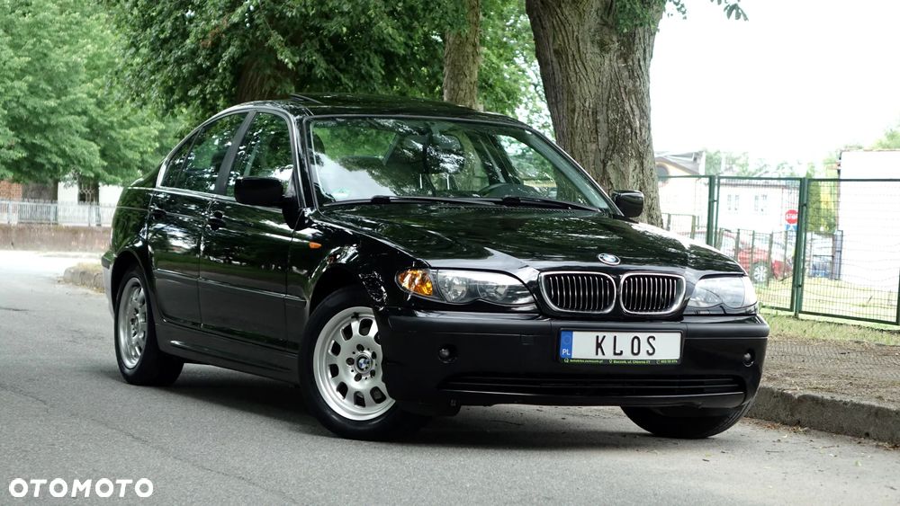 BMW Seria 3 320i - 40