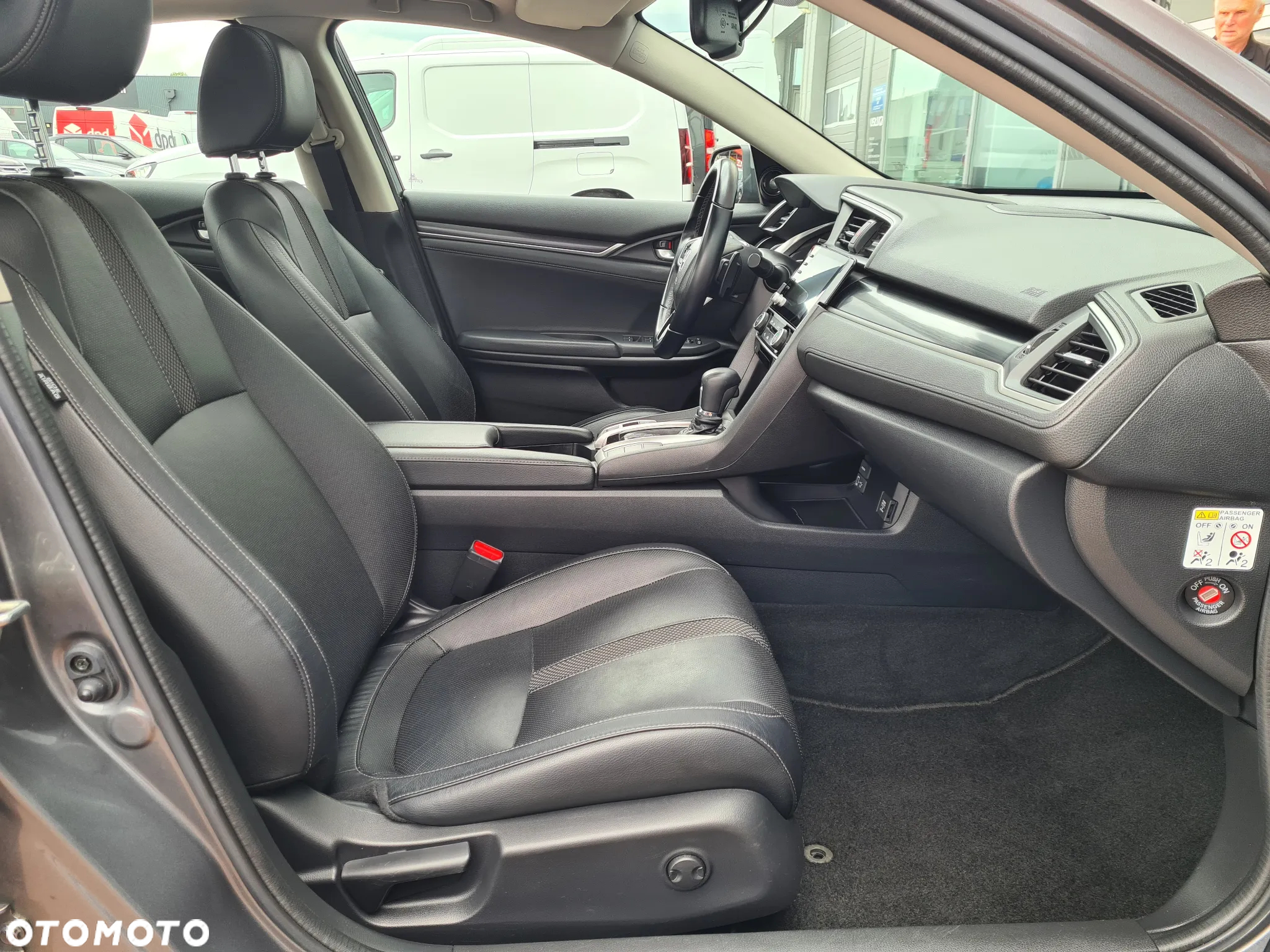 Honda Civic 1.5 T Prestige (Navi) - 29