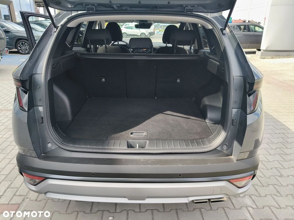 Hyundai Tucson 1.6 T-GDi HEV Smart 2WD - 17