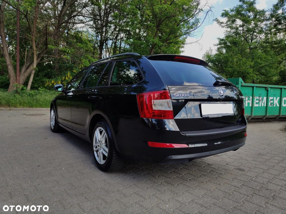 Skoda Octavia 2.0 TDI Premium Edition - 9