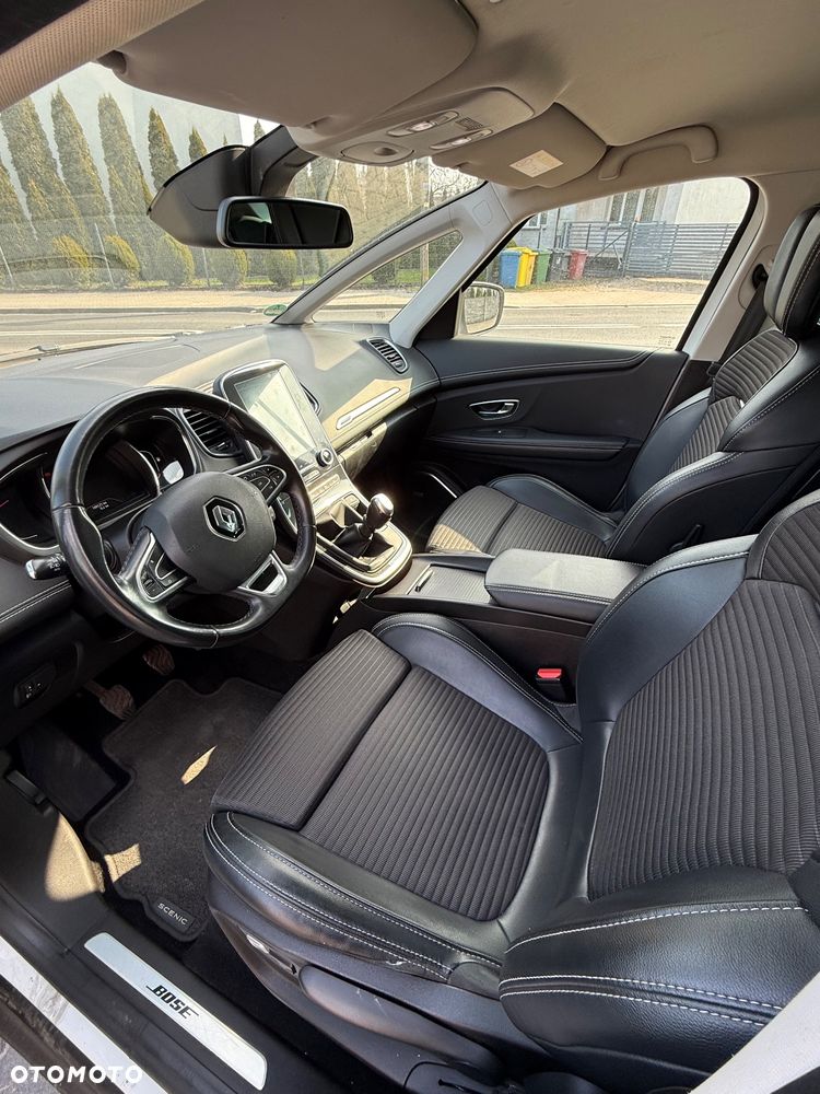 Renault Grand Scenic ENERGY dCi 130 BOSE EDITION - 11