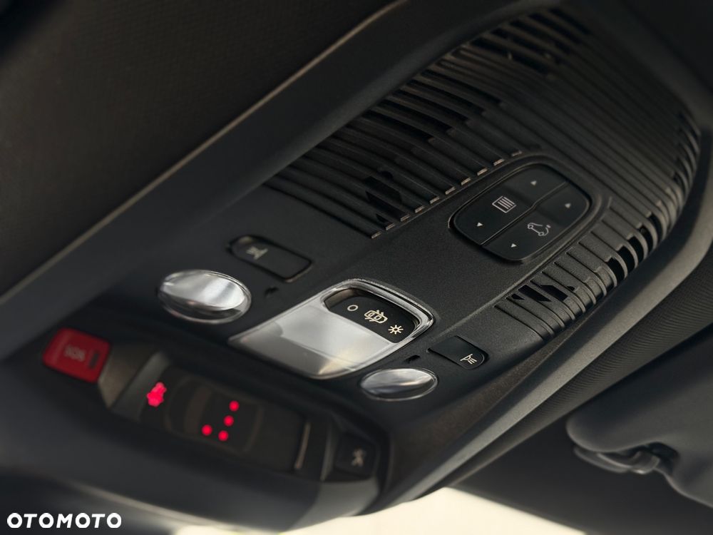 Peugeot 3008 BlueHDi 180 Stop & Start EAT8 GT - 18