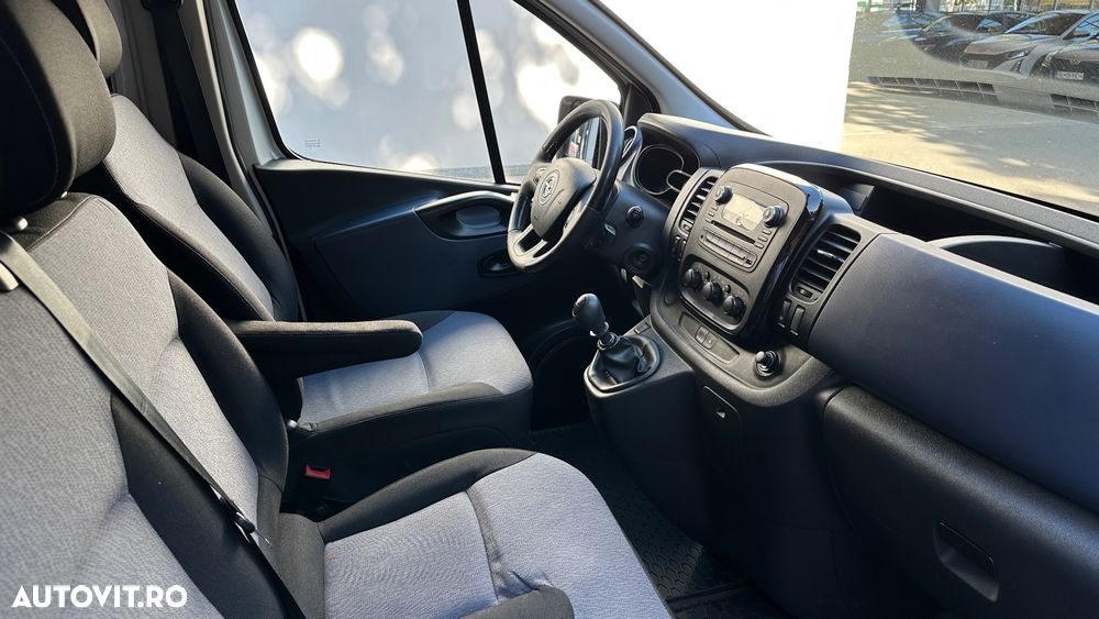 Opel Vivaro - 7