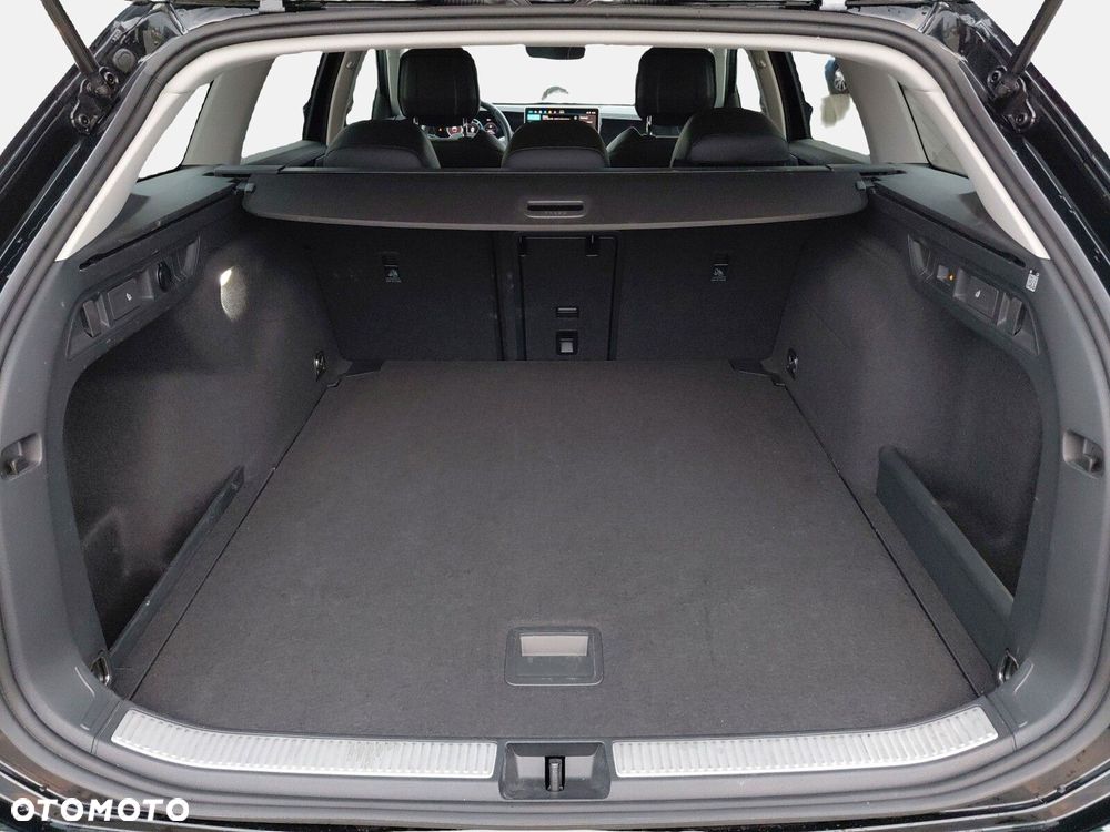 Volkswagen Passat - 32