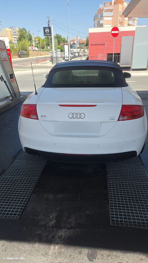 Audi TT Coupé 2.0 TDI quattro - 9