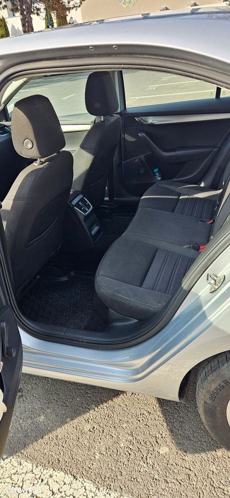 Skoda Octavia 1.4 TSI Style - 8