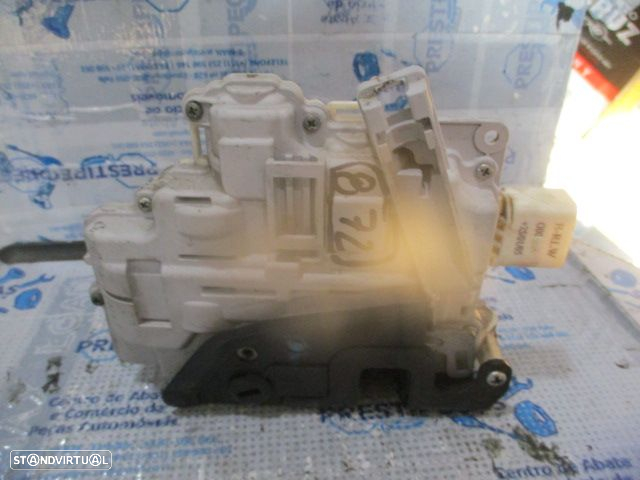 Fecho 4F0839015A AUDI A6 3 4F FASE 1 2005 3.0TDI 4X4 V6 24V 225CV 4P CINZENTO TE 8 PINOS - 2