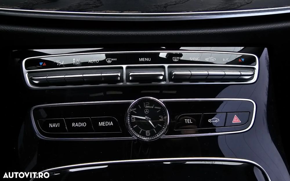 Mercedes-Benz E 220 d Aut. - 10