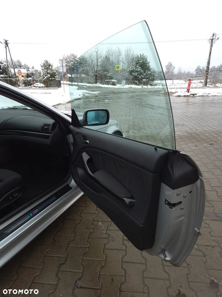 BMW Seria 3 328Ci - 13