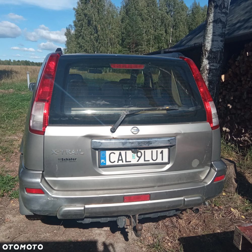 Nissan X-Trail 2.0 Luxury - 3
