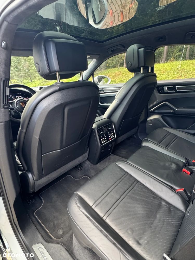 Porsche Cayenne Coupe - 30