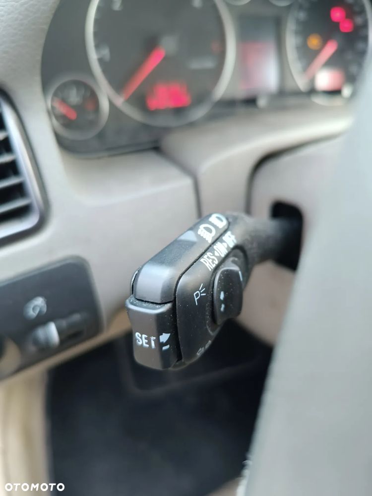 Audi A6 ver-a6-2-5-tdi - 15