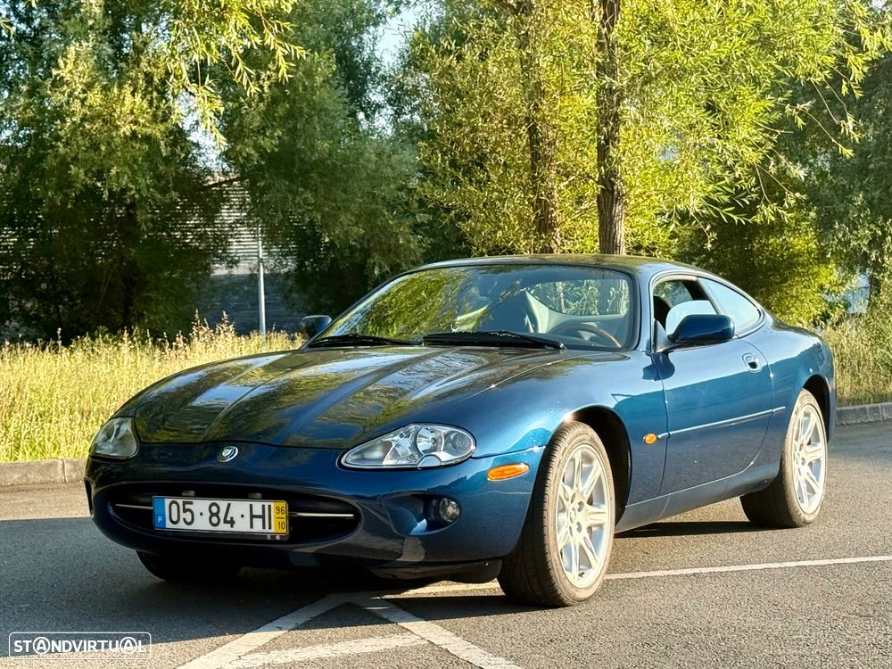 Jaguar XK XK8 4.0 Coupé Sport - 2