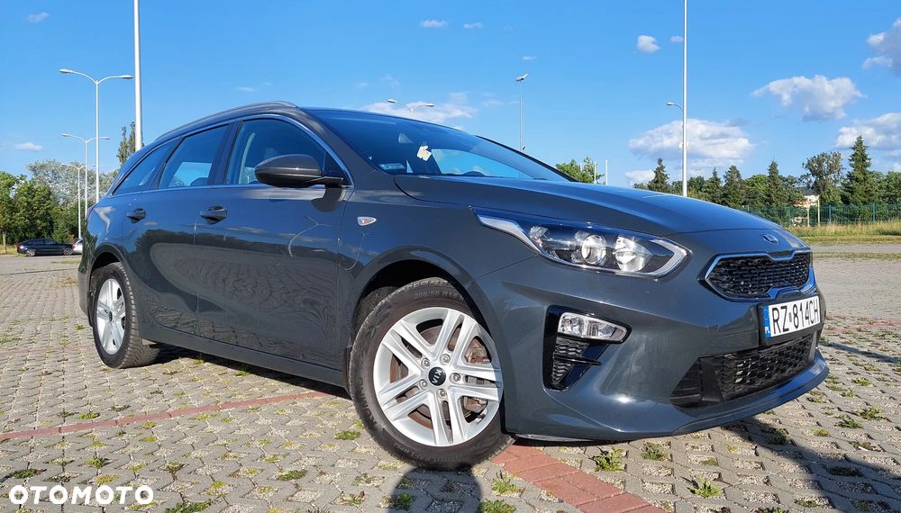 Kia Ceed 1.6 CRDi mHEV M - 9