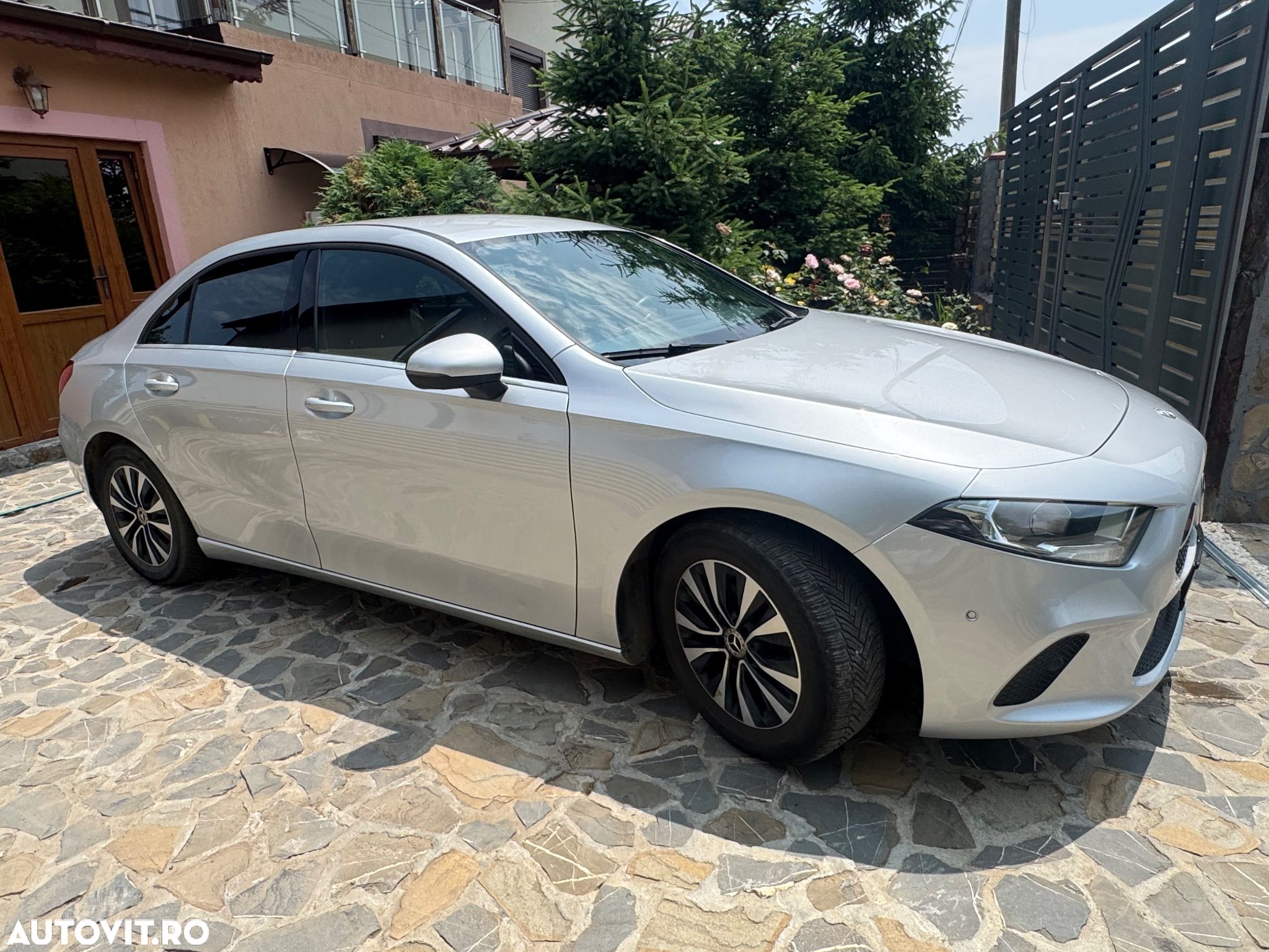 Mercedes-Benz A 180 d 7G-DCT Progressive - 1