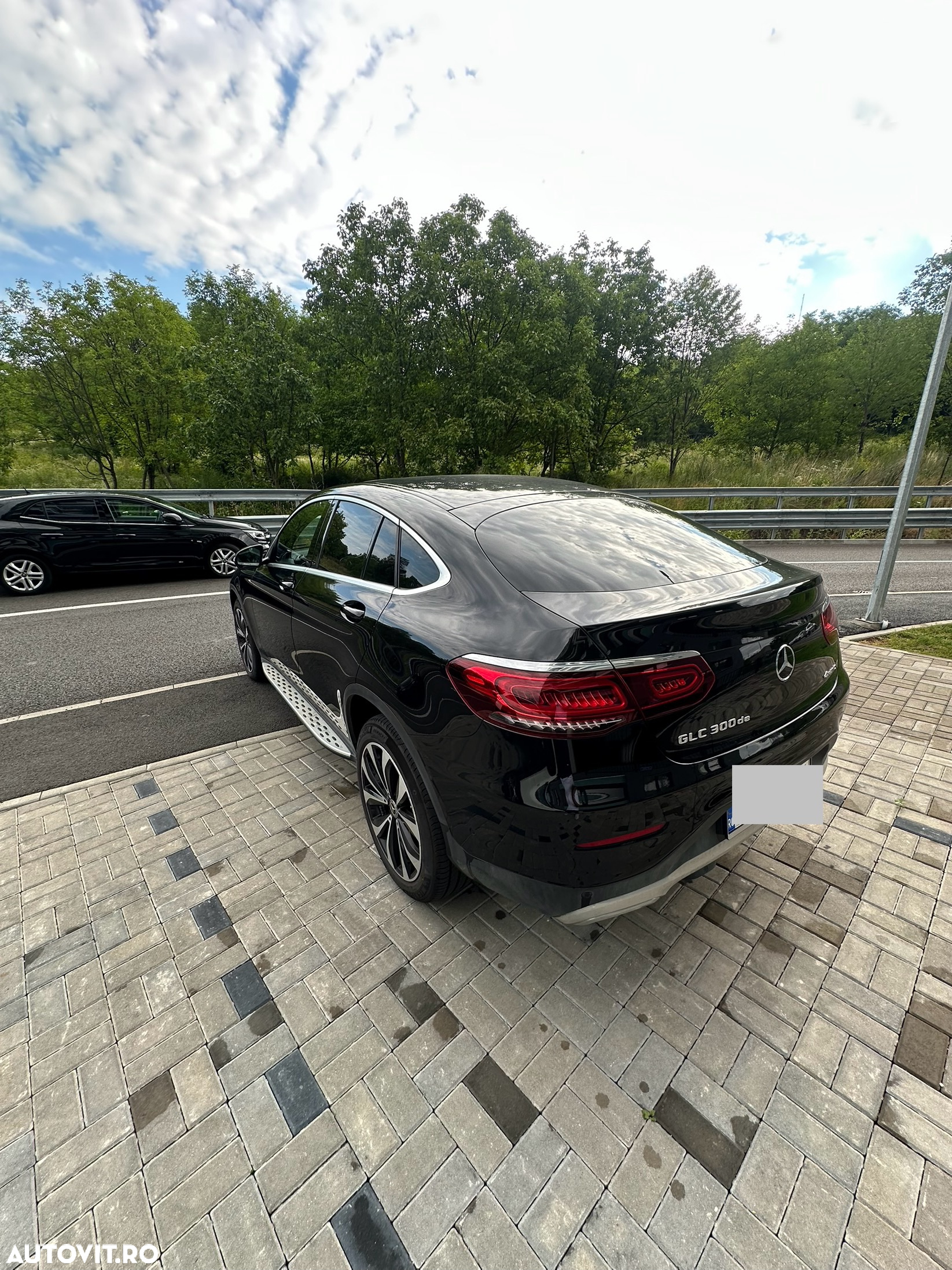 Mercedes-Benz GLC Coupe 200 MHEV - 4